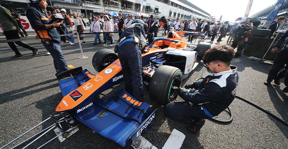 どんな工具でマシンを整備しているの？